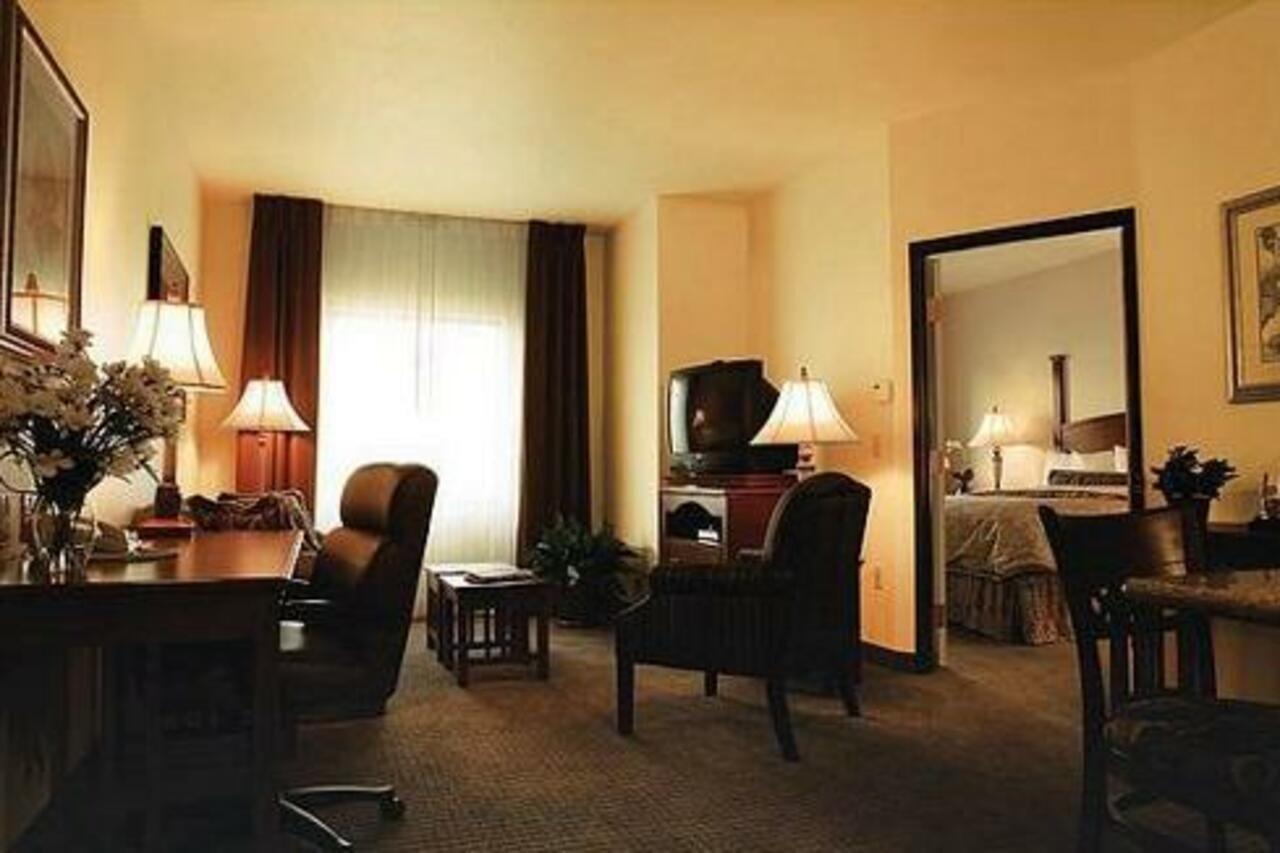 Homewood Suites By Hilton Montgomery Eastchase Habitación foto